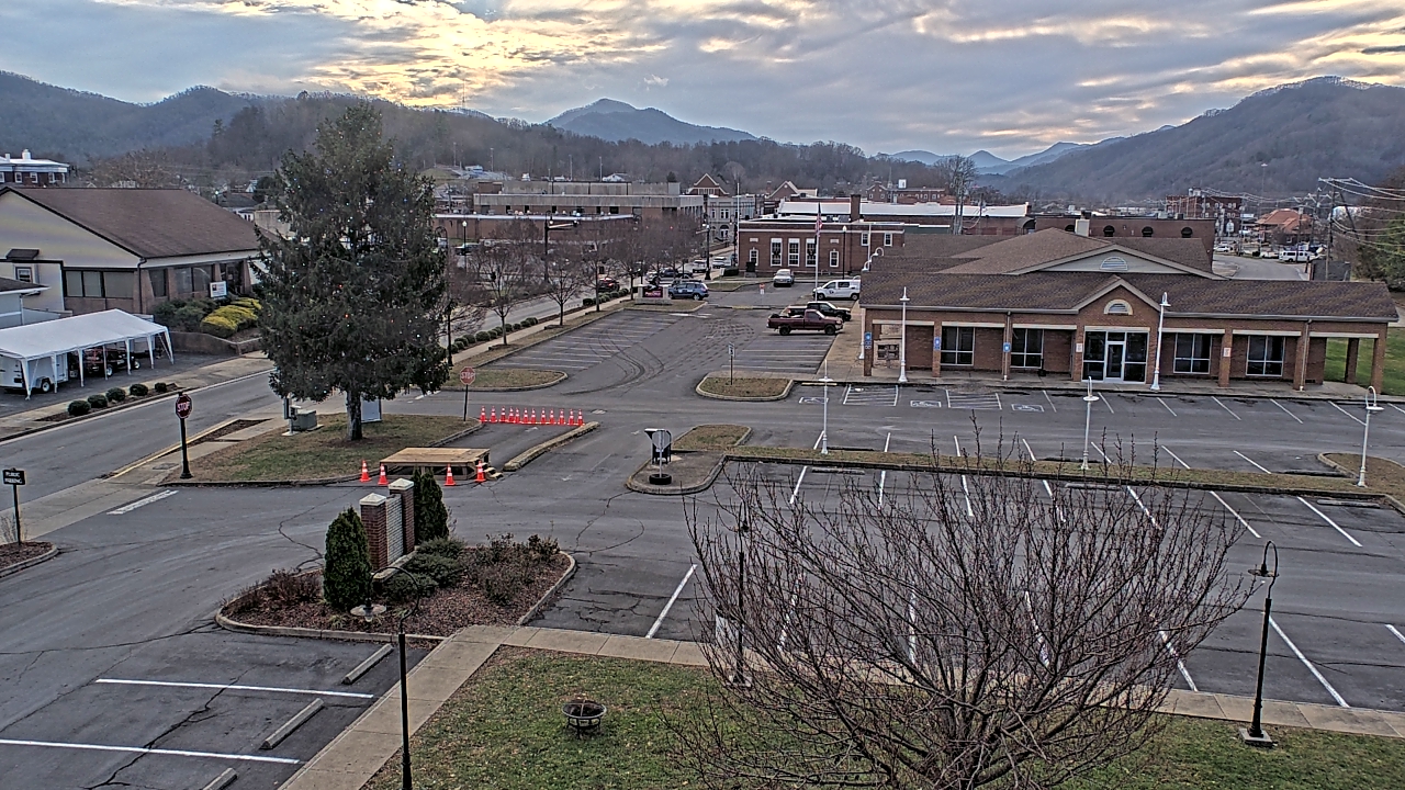 Thumbnail for current weather camera view from Erwin Town Hall in Erwin, Tennessee