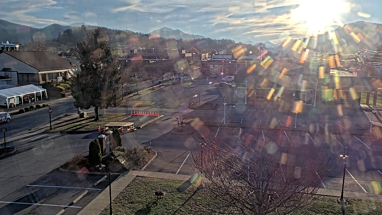 Thumbnail for current weather camera view from Erwin Town Hall in Erwin, Tennessee