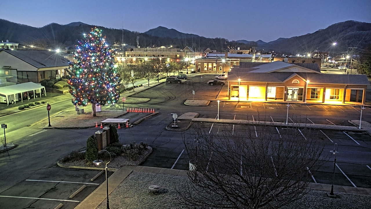 Thumbnail for current weather camera view from Erwin Town Hall in Erwin, Tennessee