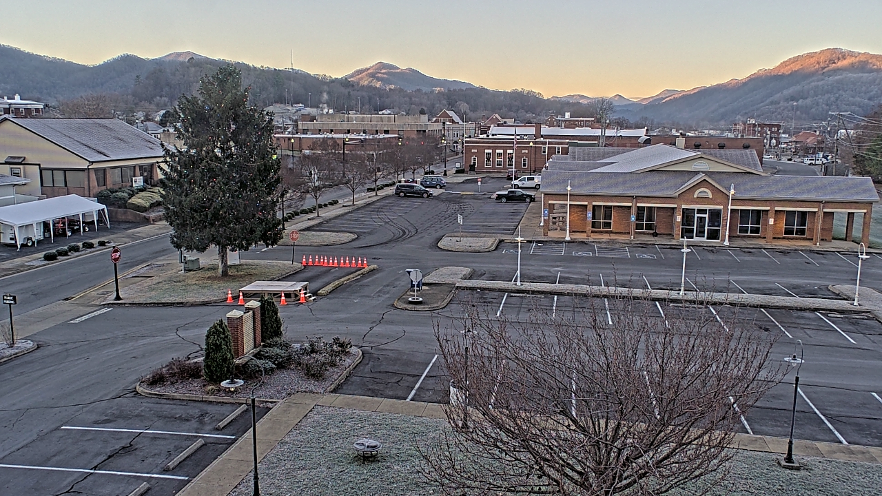 Thumbnail for current weather camera view from Erwin Town Hall in Erwin, Tennessee