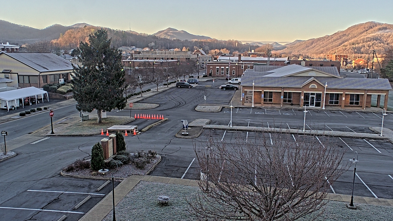 Thumbnail for current weather camera view from Erwin Town Hall in Erwin, Tennessee
