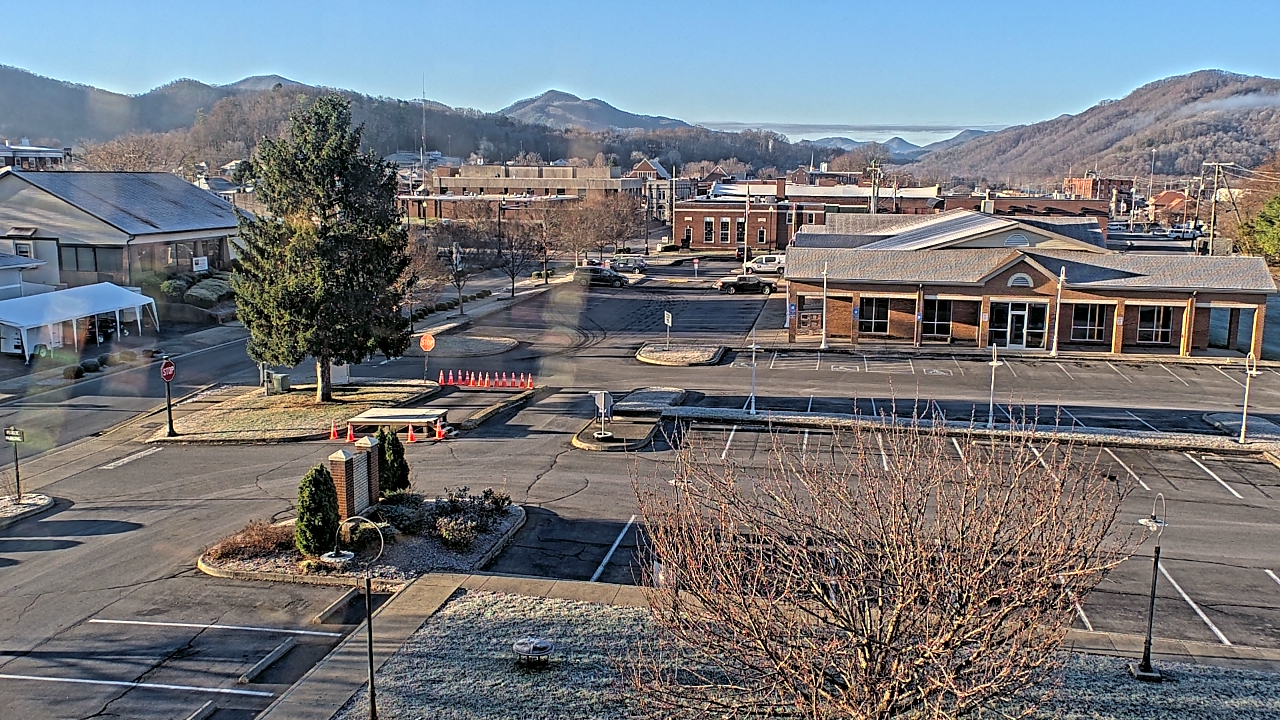 Thumbnail for current weather camera view from Erwin Town Hall in Erwin, Tennessee