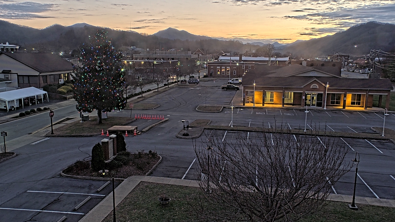 Thumbnail for current weather camera view from Erwin Town Hall in Erwin, Tennessee
