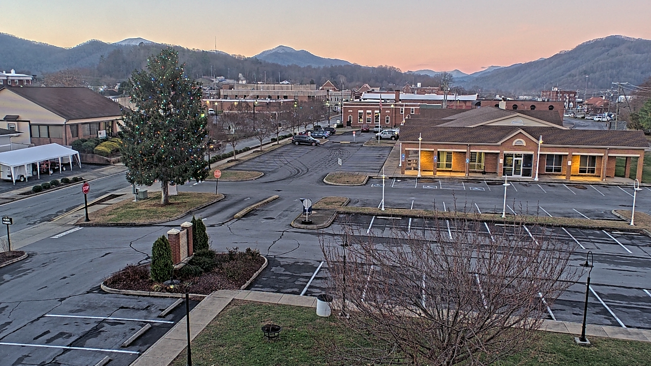 Thumbnail for current weather camera view from Erwin Town Hall in Erwin, Tennessee