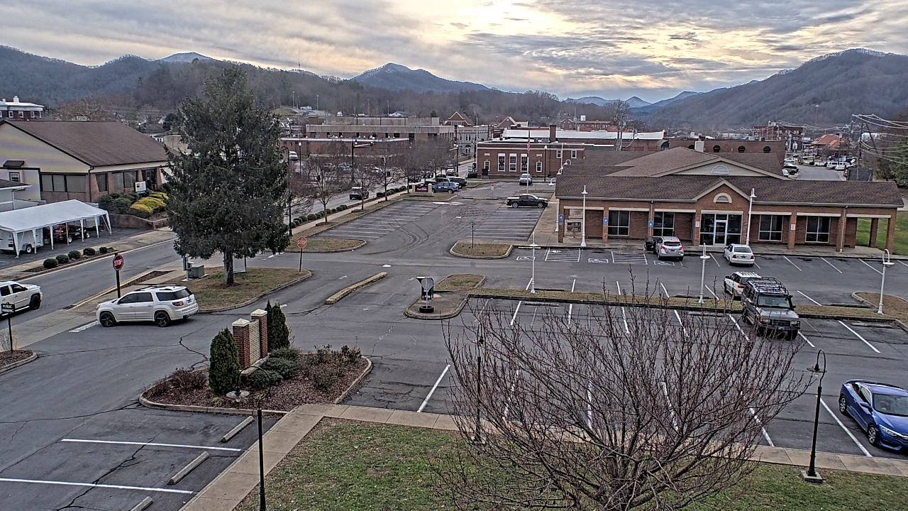 Thumbnail for current weather camera view from Erwin Town Hall in Erwin, Tennessee