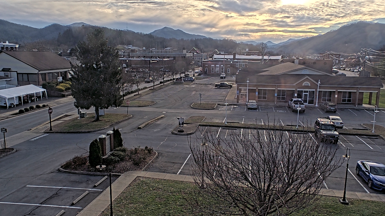 Thumbnail for current weather camera view from Erwin Town Hall in Erwin, Tennessee