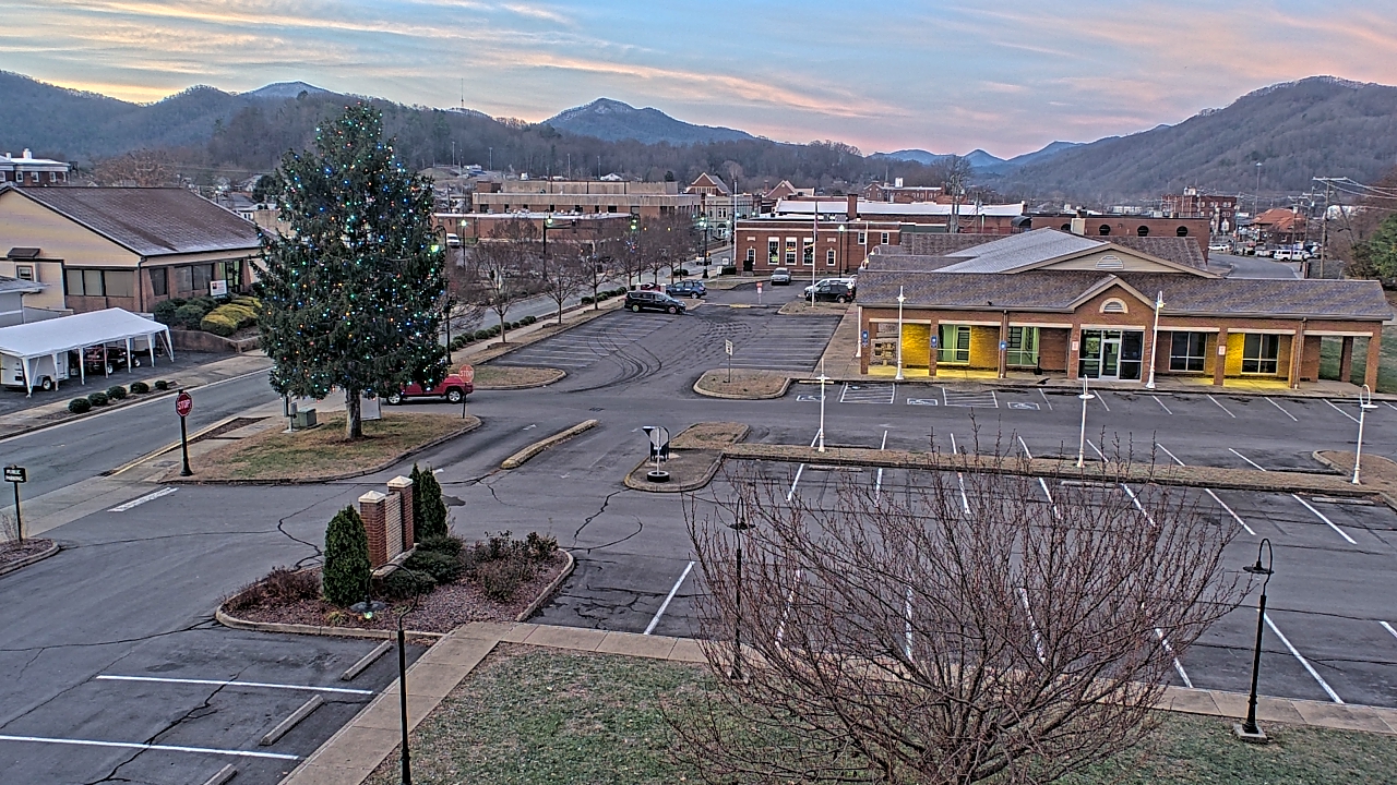 Thumbnail for current weather camera view from Erwin Town Hall in Erwin, Tennessee