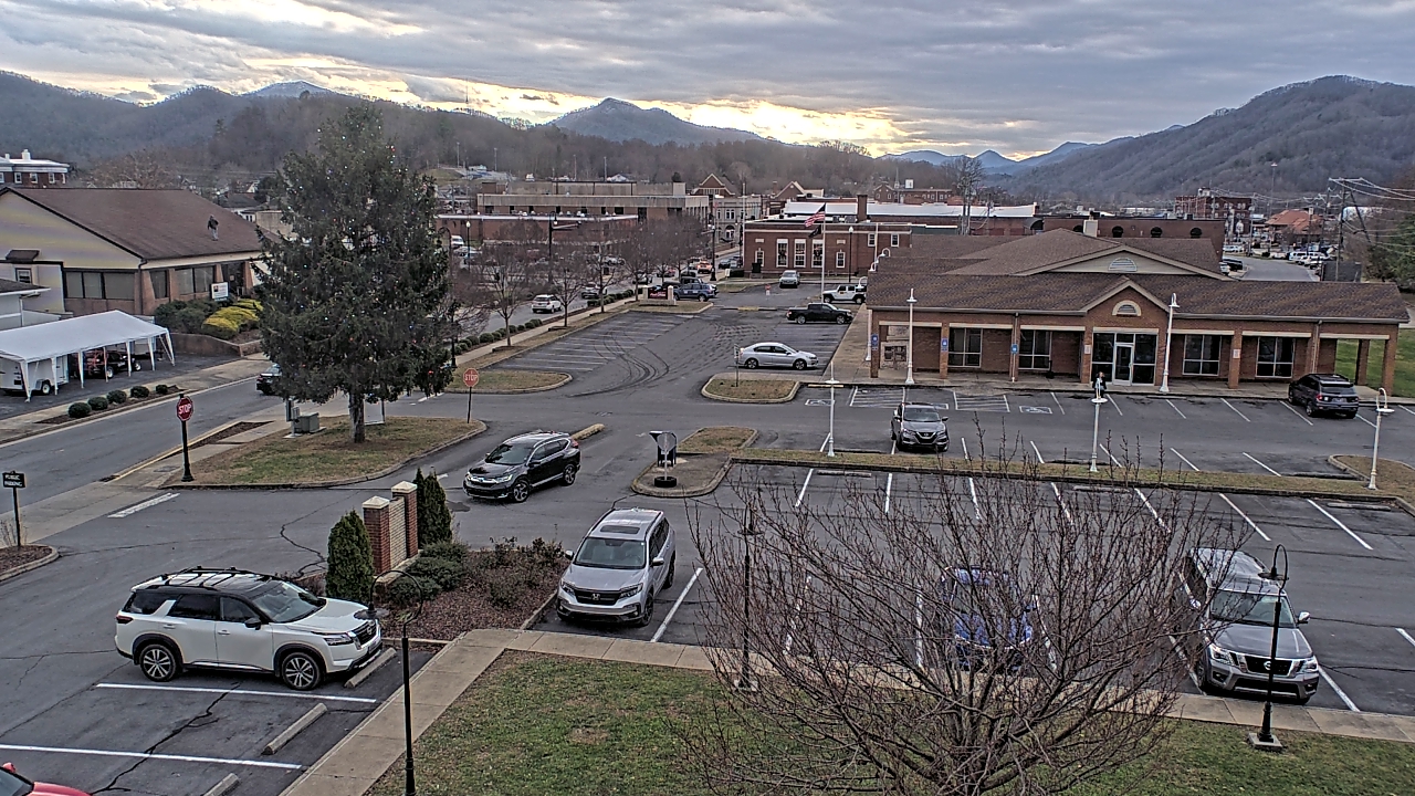 Thumbnail for current weather camera view from Erwin Town Hall in Erwin, Tennessee