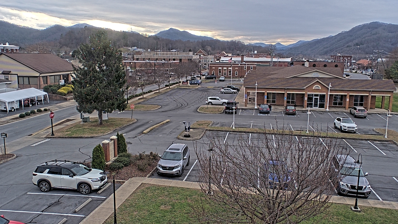 Thumbnail for current weather camera view from Erwin Town Hall in Erwin, Tennessee