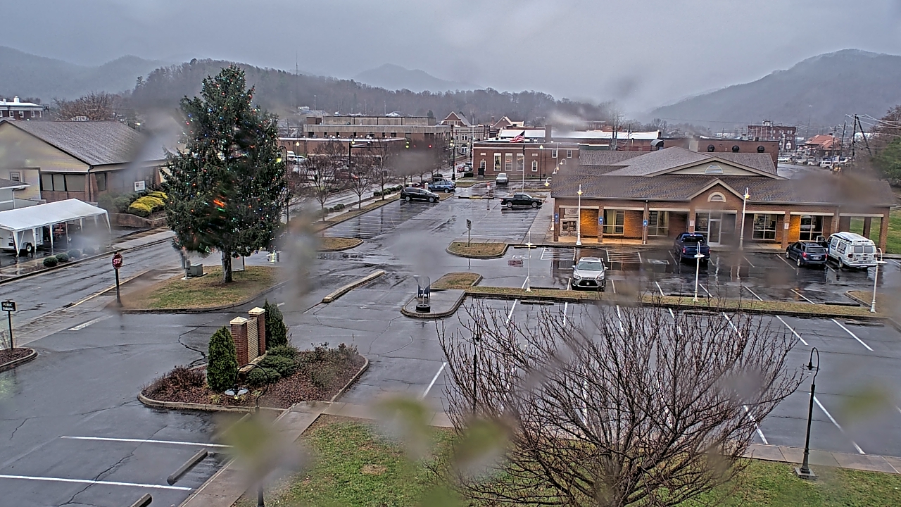 Thumbnail for current weather camera view from Erwin Town Hall in Erwin, Tennessee
