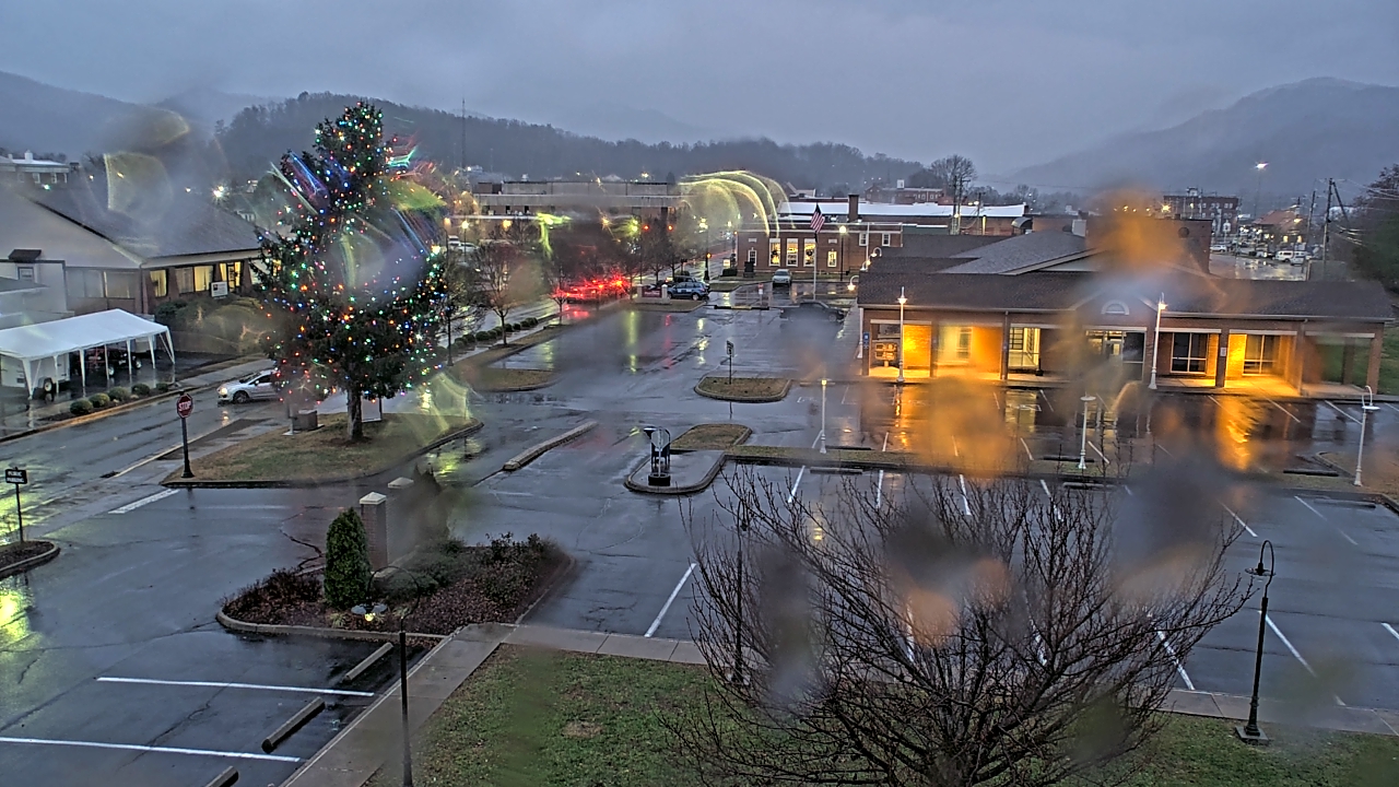 Thumbnail for current weather camera view from Erwin Town Hall in Erwin, Tennessee