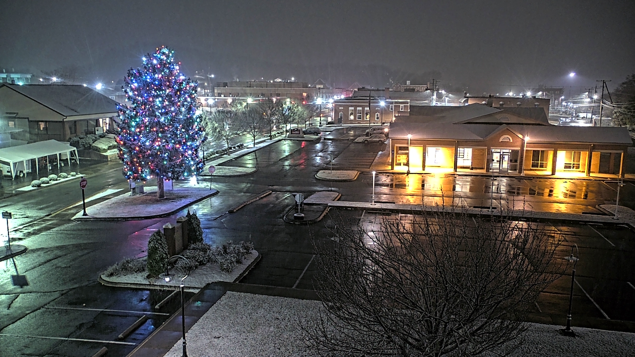 Thumbnail for current weather camera view from Erwin Town Hall in Erwin, Tennessee