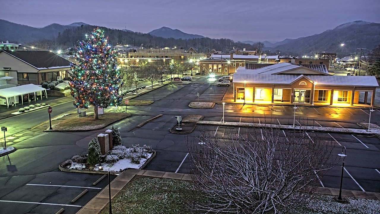 Thumbnail for current weather camera view from Erwin Town Hall in Erwin, Tennessee