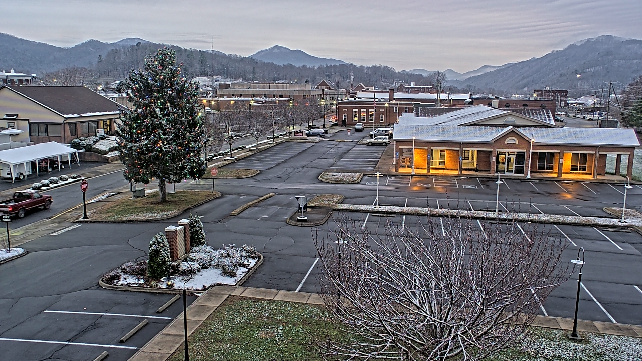 Thumbnail for current weather camera view from Erwin Town Hall in Erwin, Tennessee