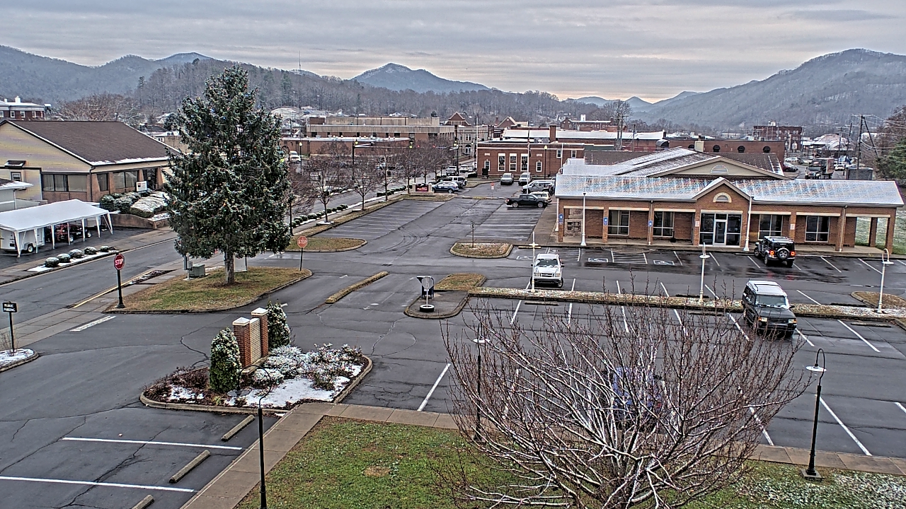 Thumbnail for current weather camera view from Erwin Town Hall in Erwin, Tennessee