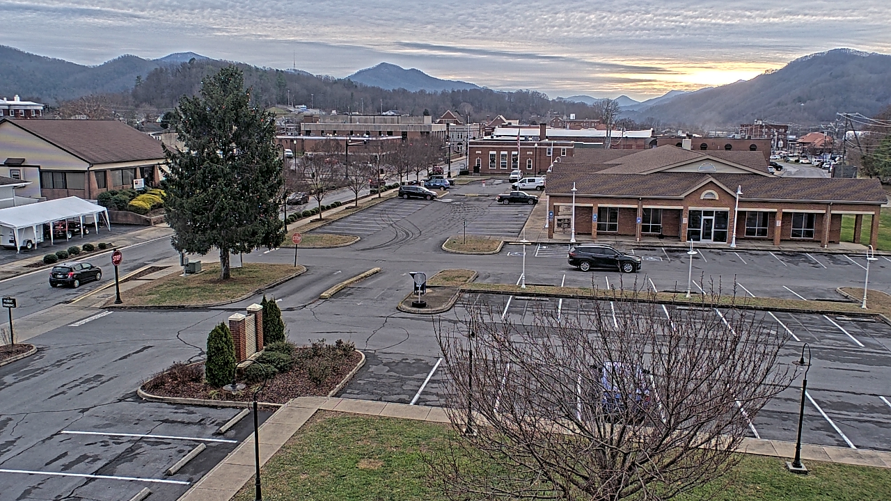 Thumbnail for current weather camera view from Erwin Town Hall in Erwin, Tennessee
