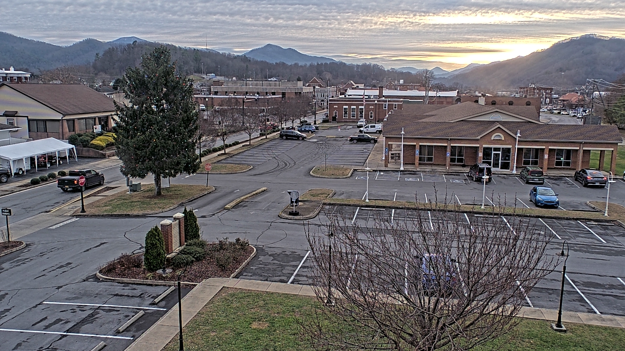 Thumbnail for current weather camera view from Erwin Town Hall in Erwin, Tennessee