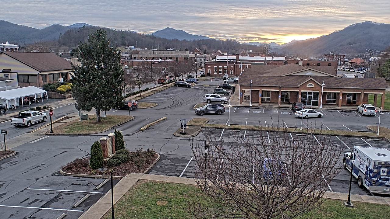 Thumbnail for current weather camera view from Erwin Town Hall in Erwin, Tennessee