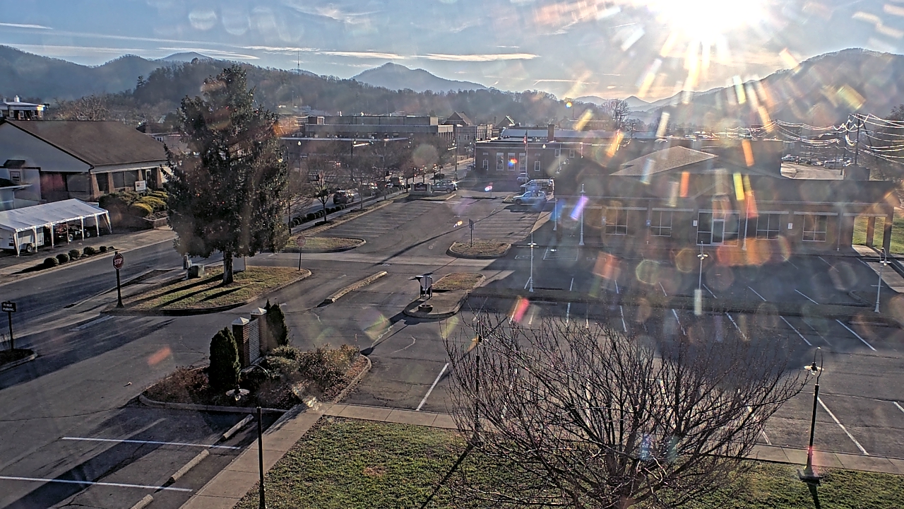 Thumbnail for current weather camera view from Erwin Town Hall in Erwin, Tennessee