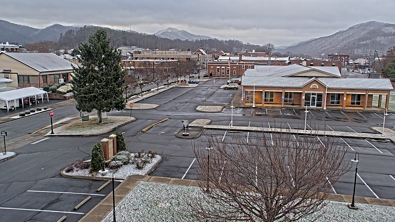 Thumbnail for current weather camera view from Erwin Town Hall in Erwin, Tennessee