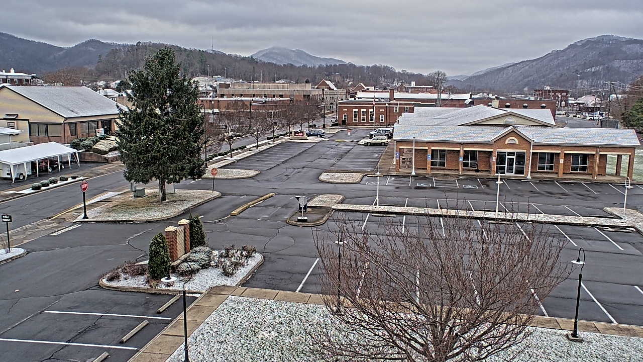 Thumbnail for current weather camera view from Erwin Town Hall in Erwin, Tennessee