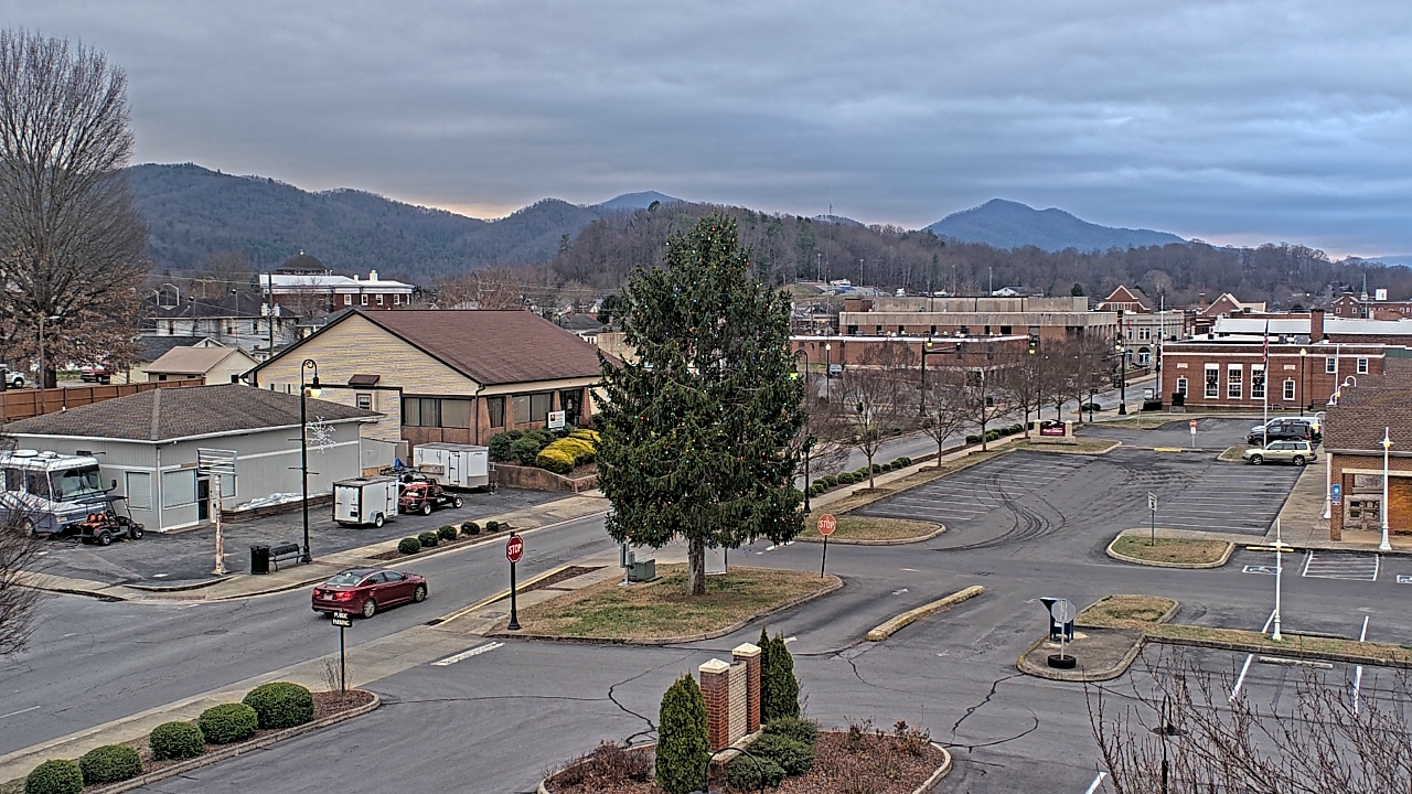 Thumbnail for current weather camera view from Erwin Town Hall in Erwin, Tennessee