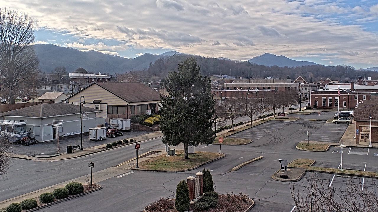 Thumbnail for current weather camera view from Erwin Town Hall in Erwin, Tennessee