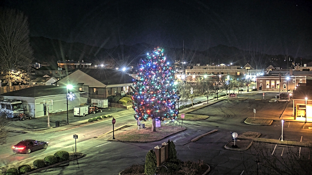 Thumbnail for current weather camera view from Erwin Town Hall in Erwin, Tennessee
