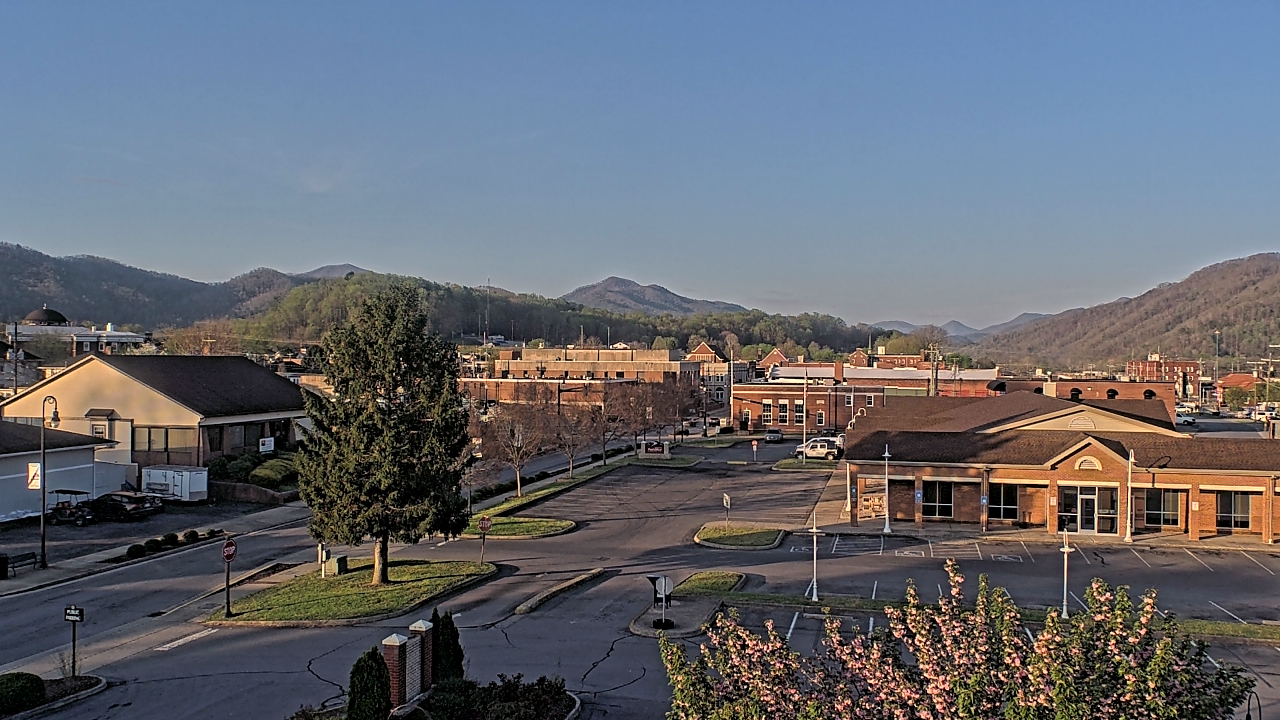 Thumbnail for current weather camera view from Erwin Town Hall in Erwin, Tennessee