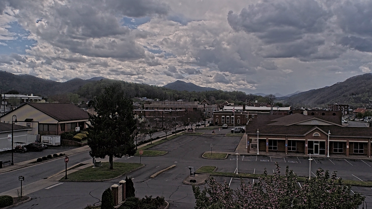 Thumbnail for current weather camera view from Erwin Town Hall in Erwin, Tennessee