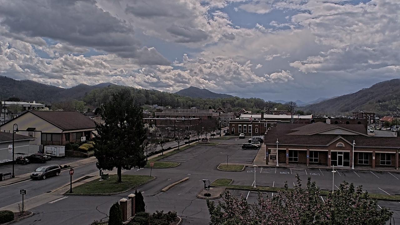 Thumbnail for current weather camera view from Erwin Town Hall in Erwin, Tennessee