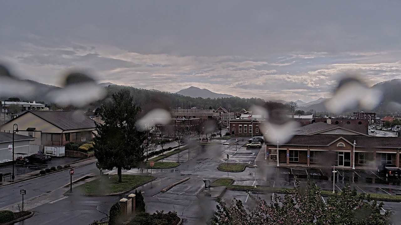 Thumbnail for current weather camera view from Erwin Town Hall in Erwin, Tennessee