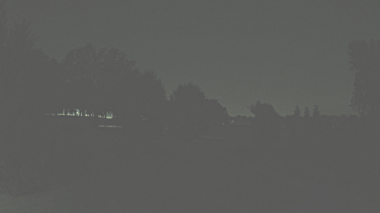Thumbnail for current weather camera view from Franklin Hills Country Club in Farmington Hills, Michigan