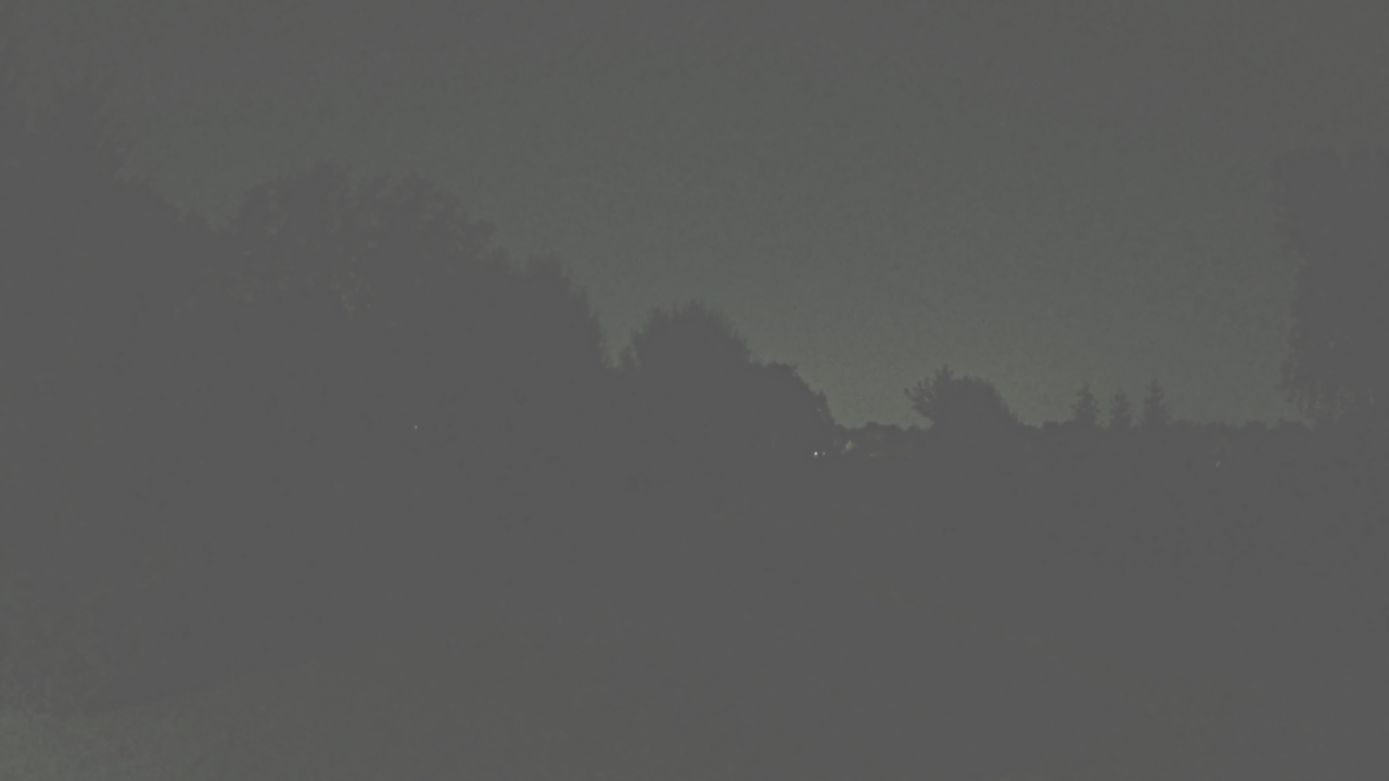 Thumbnail for current weather camera view from Franklin Hills Country Club in Farmington Hills, Michigan