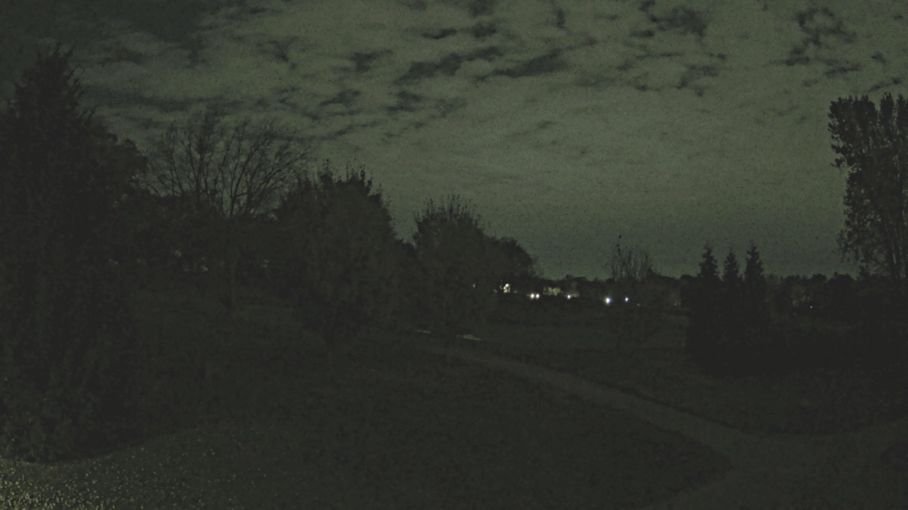 Thumbnail for current weather camera view from Franklin Hills Country Club in Farmington Hills, Michigan