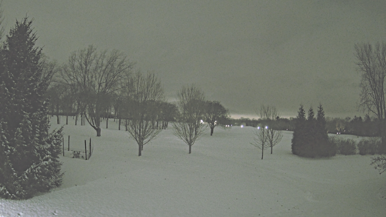 Thumbnail for current weather camera view from Franklin Hills Country Club in Farmington Hills, Michigan