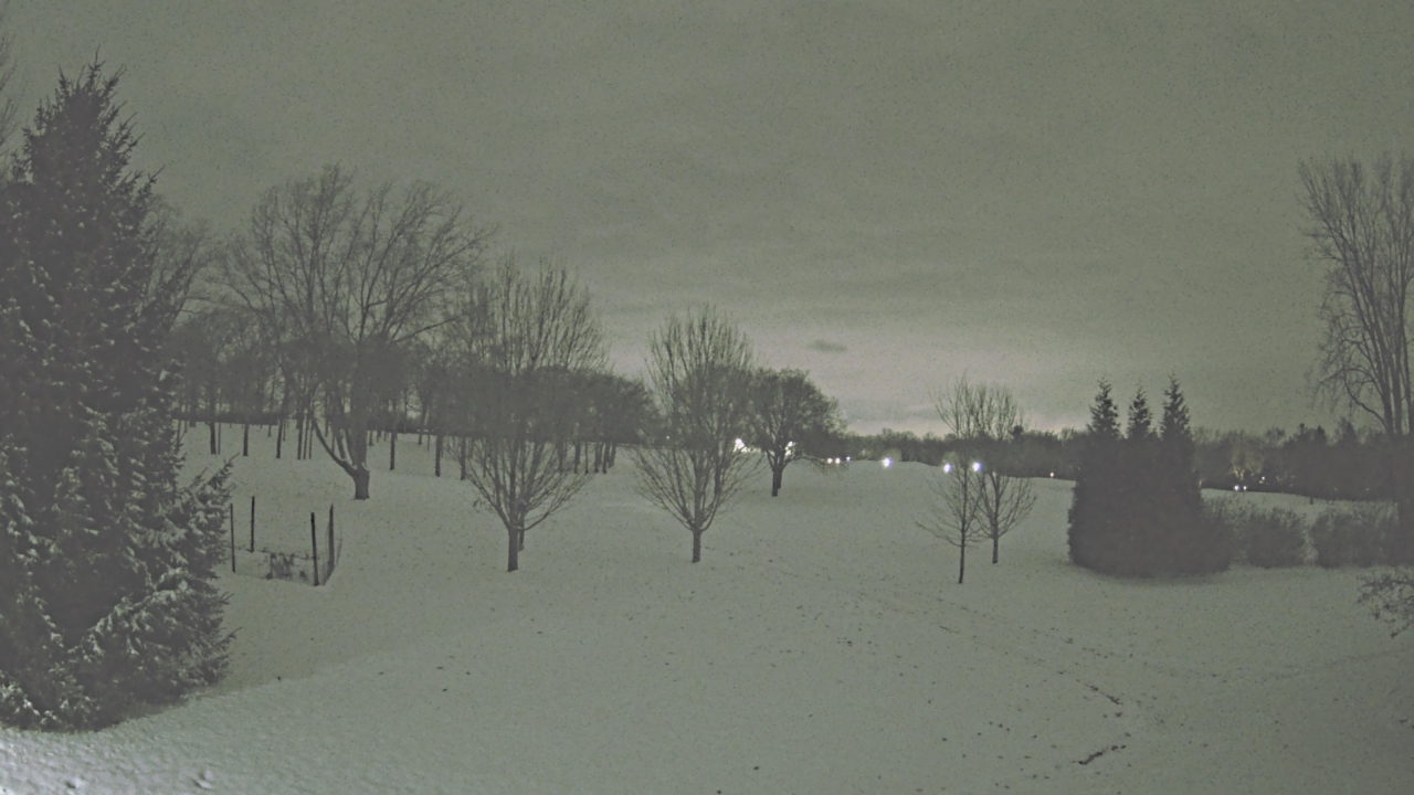 Thumbnail for current weather camera view from Franklin Hills Country Club in Farmington Hills, Michigan