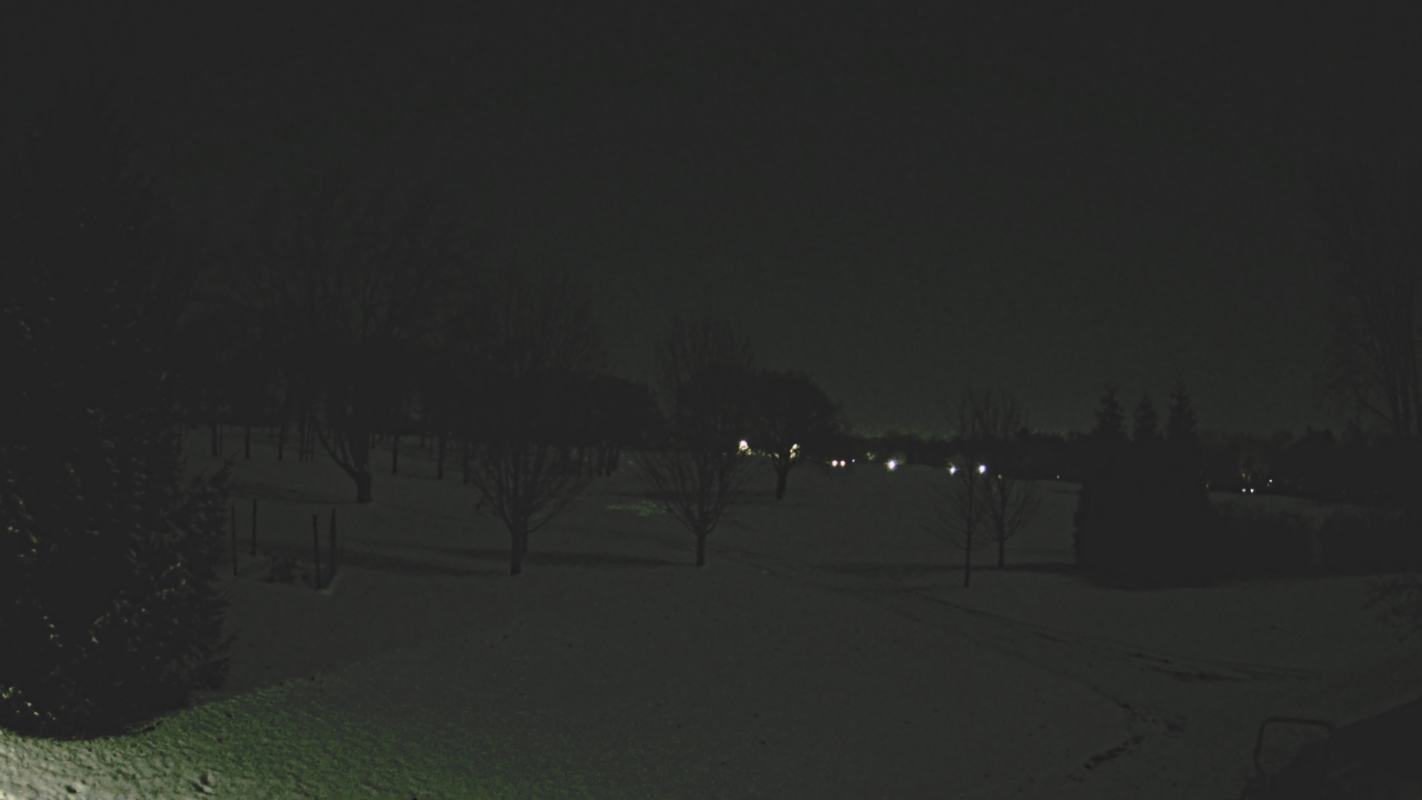 Thumbnail for current weather camera view from Franklin Hills Country Club in Farmington Hills, Michigan