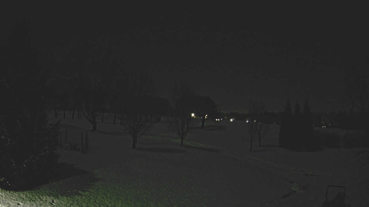 Thumbnail for current weather camera view from Franklin Hills Country Club in Farmington Hills, Michigan