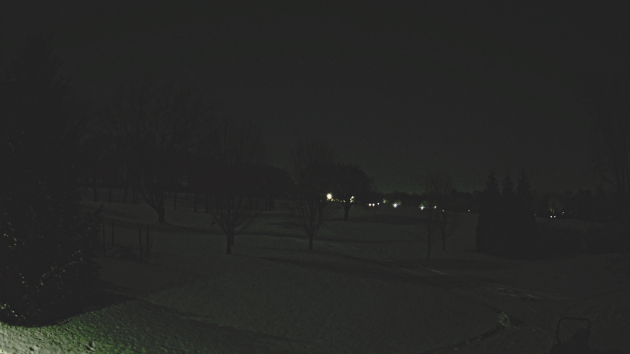 Thumbnail for current weather camera view from Franklin Hills Country Club in Farmington Hills, Michigan