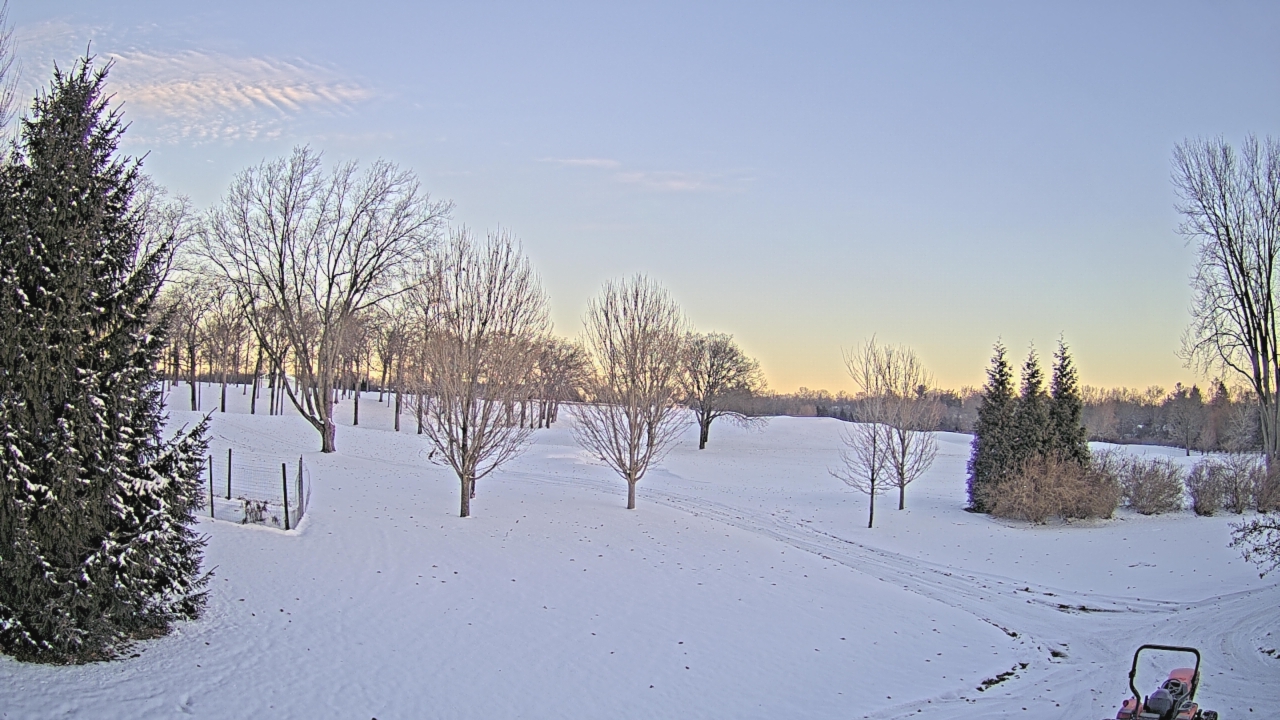 Thumbnail for current weather camera view from Franklin Hills Country Club in Farmington Hills, Michigan