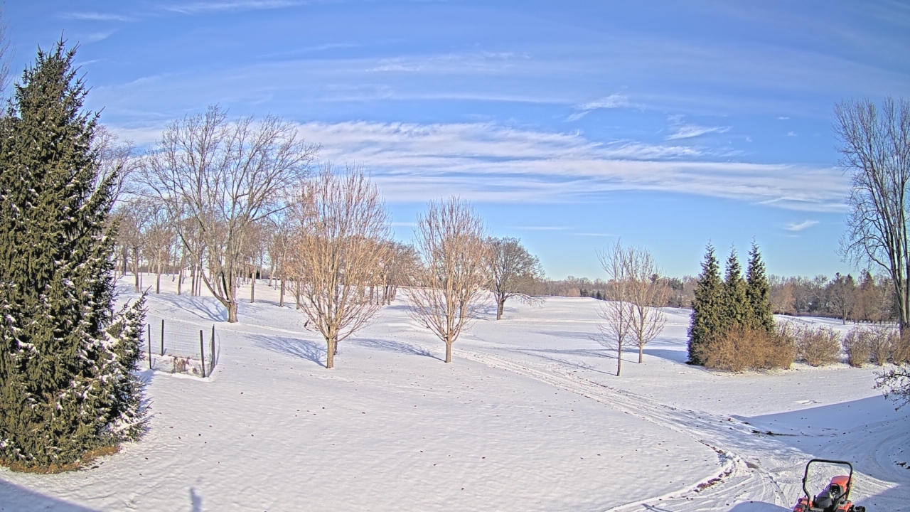 Thumbnail for current weather camera view from Franklin Hills Country Club in Farmington Hills, Michigan