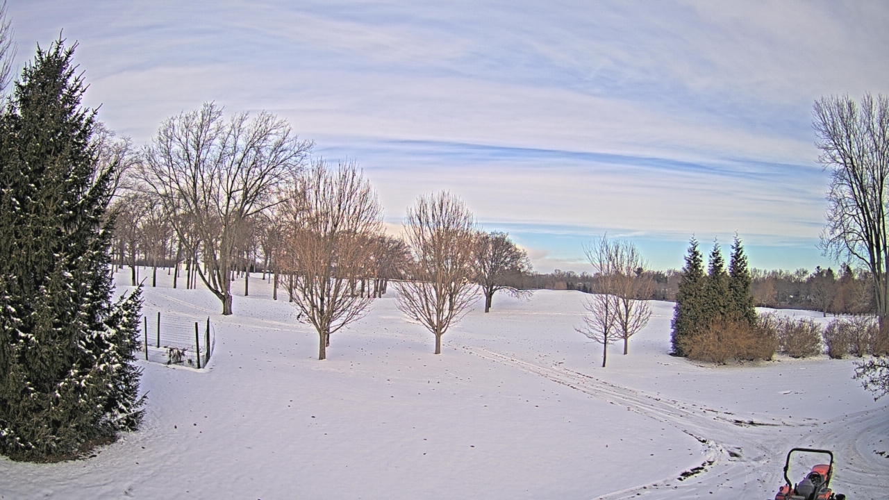 Thumbnail for current weather camera view from Franklin Hills Country Club in Farmington Hills, Michigan