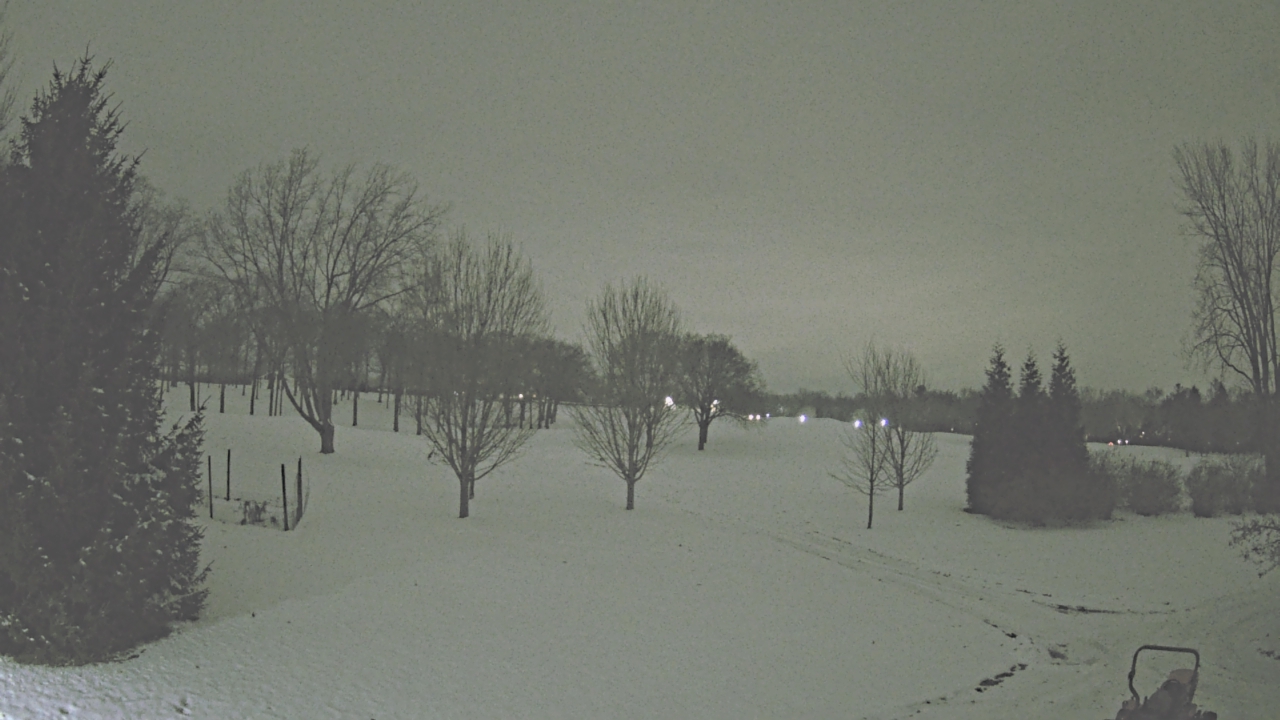 Thumbnail for current weather camera view from Franklin Hills Country Club in Farmington Hills, Michigan