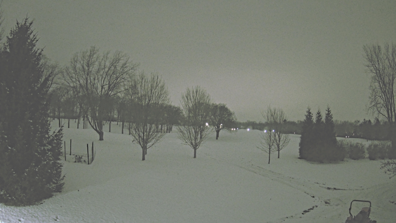 Thumbnail for current weather camera view from Franklin Hills Country Club in Farmington Hills, Michigan