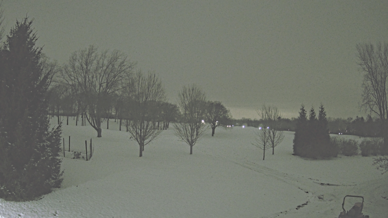 Thumbnail for current weather camera view from Franklin Hills Country Club in Farmington Hills, Michigan