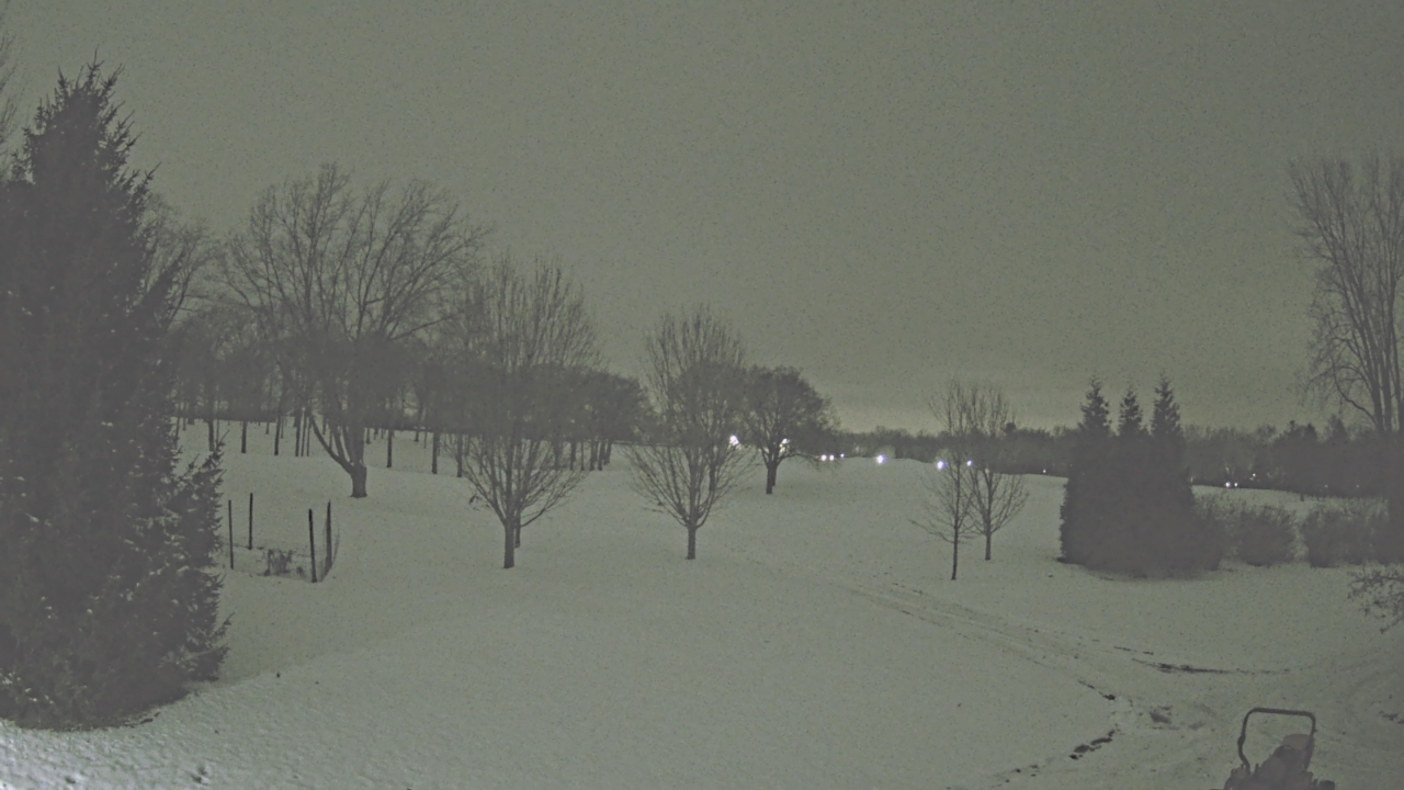 Thumbnail for current weather camera view from Franklin Hills Country Club in Farmington Hills, Michigan