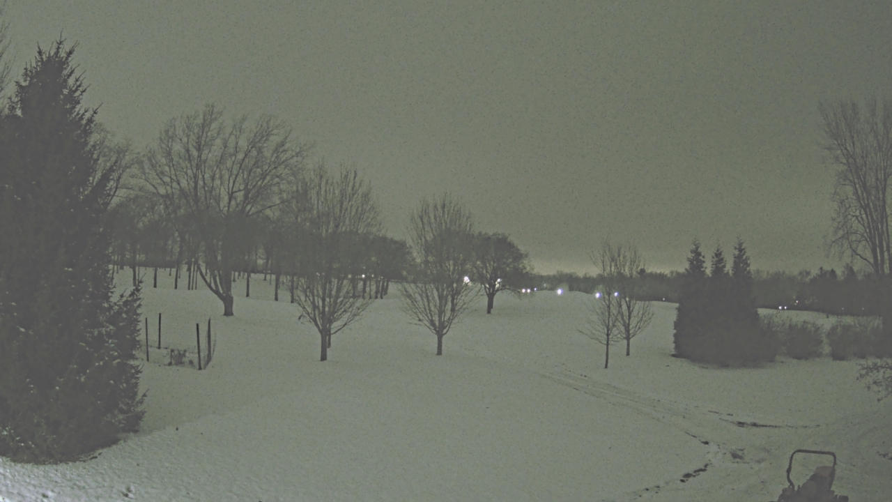 Thumbnail for current weather camera view from Franklin Hills Country Club in Farmington Hills, Michigan