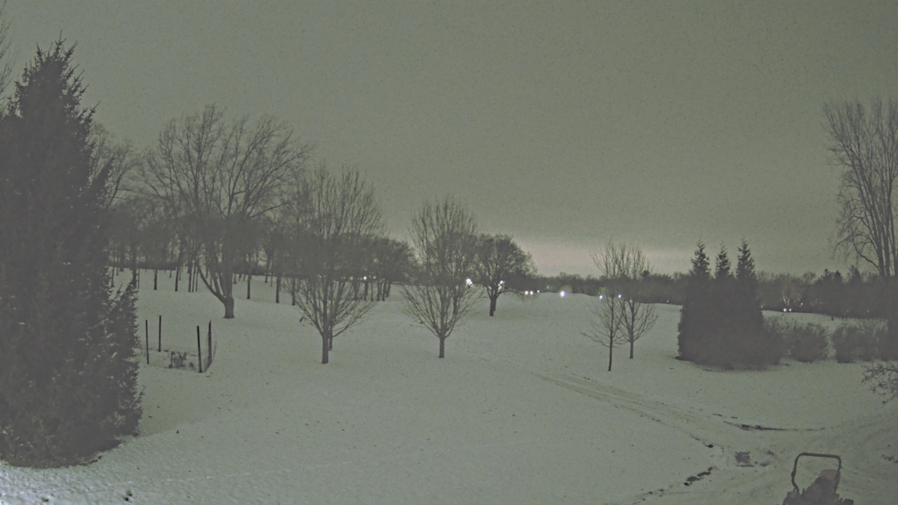 Thumbnail for current weather camera view from Franklin Hills Country Club in Farmington Hills, Michigan