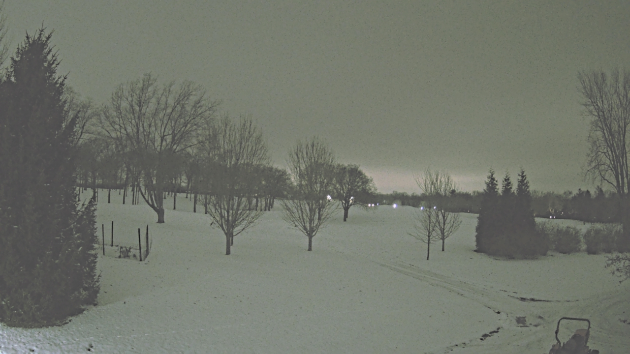 Thumbnail for current weather camera view from Franklin Hills Country Club in Farmington Hills, Michigan